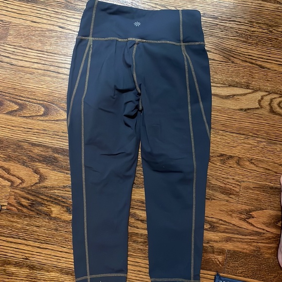 Athleta Crop Leggings in Gray - Picture 4 of 4